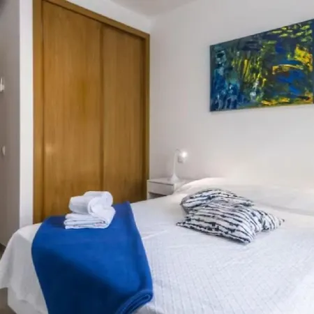 Διαμέρισμα Unique Beautifully Renovated With Swimming Pool *