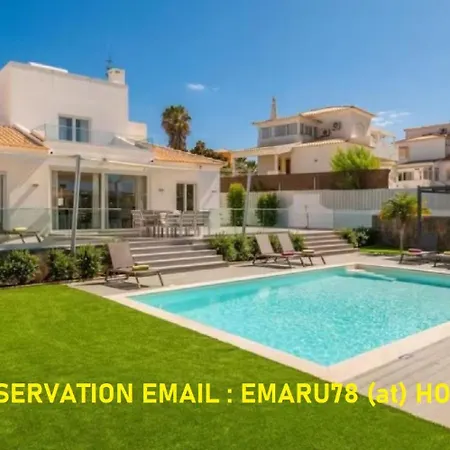 Apartamento Unique Beautifully Renovated With Swimming Pool Quarteira